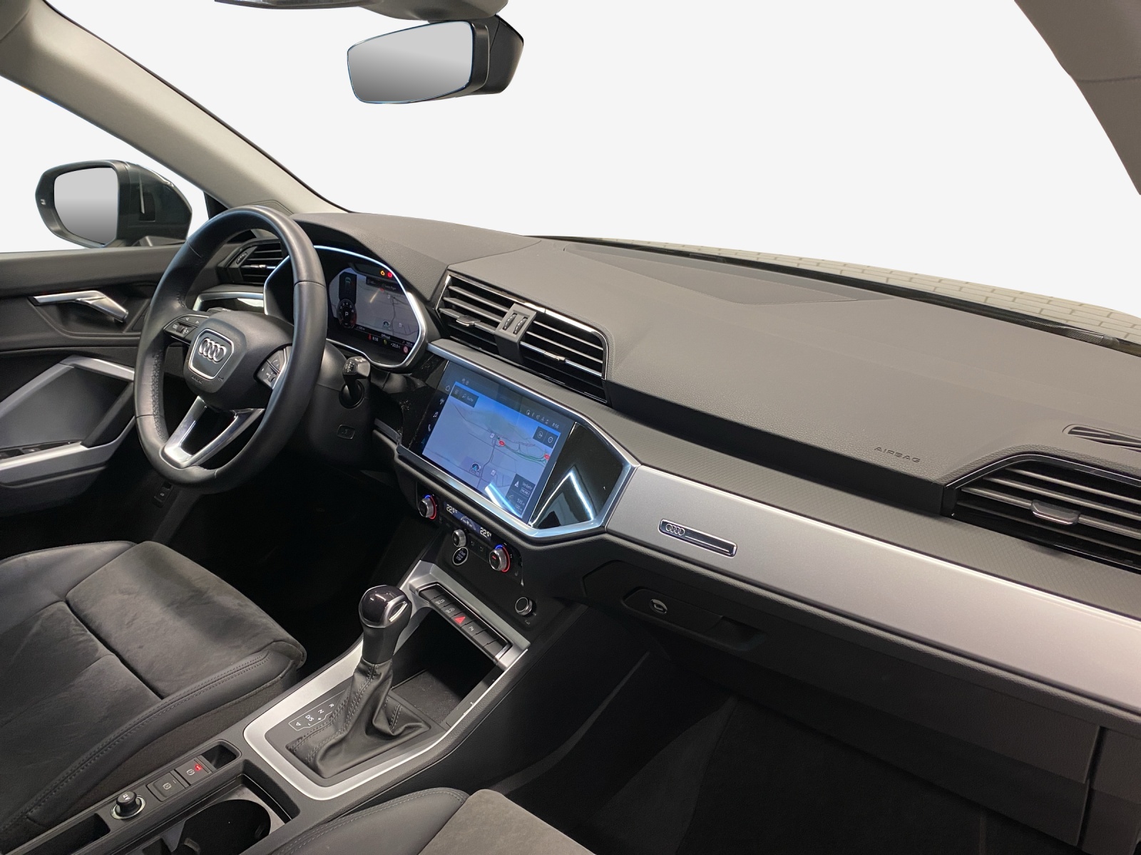 AUDI Q3 35 TFSI S line Attraction S-tronic-image-13