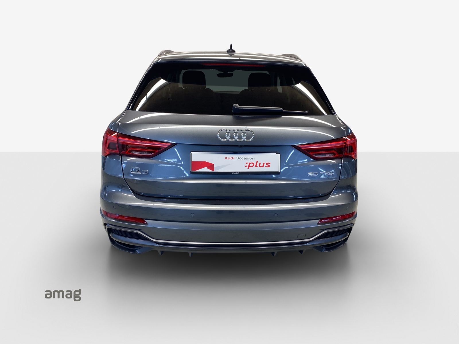 AUDI Q3 35 TFSI S line Attraction S-tronic-image-3