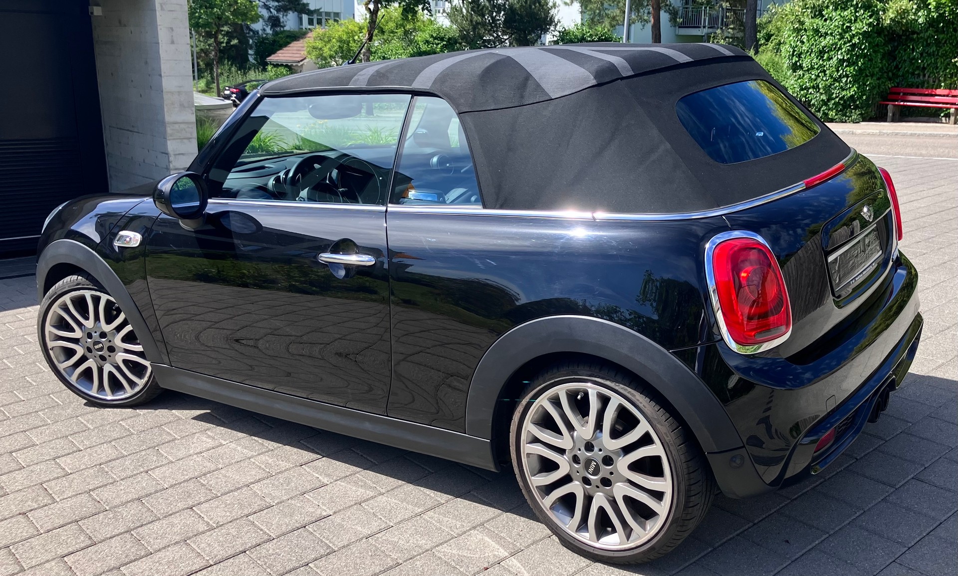 MINI 2.0i Cooper S-image-1