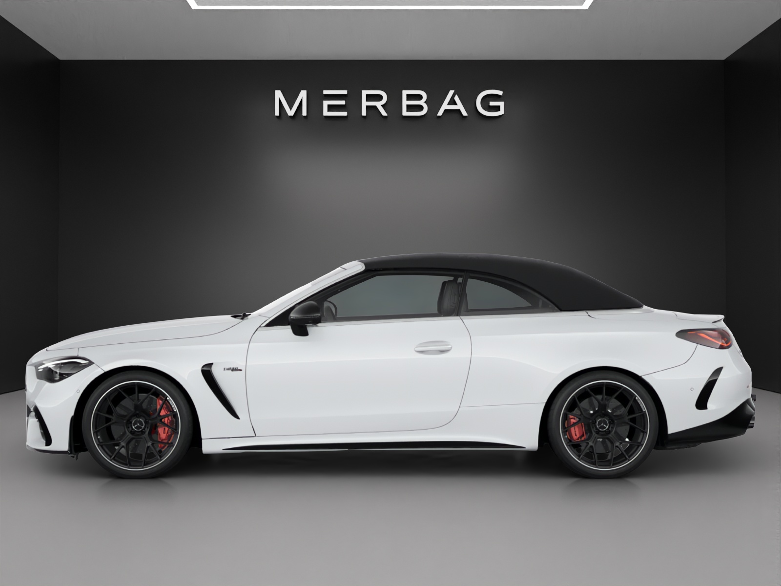MERCEDES-BENZ CLE AMG 53 Cabrio 4Matic+ 9G-Tronic-image-5