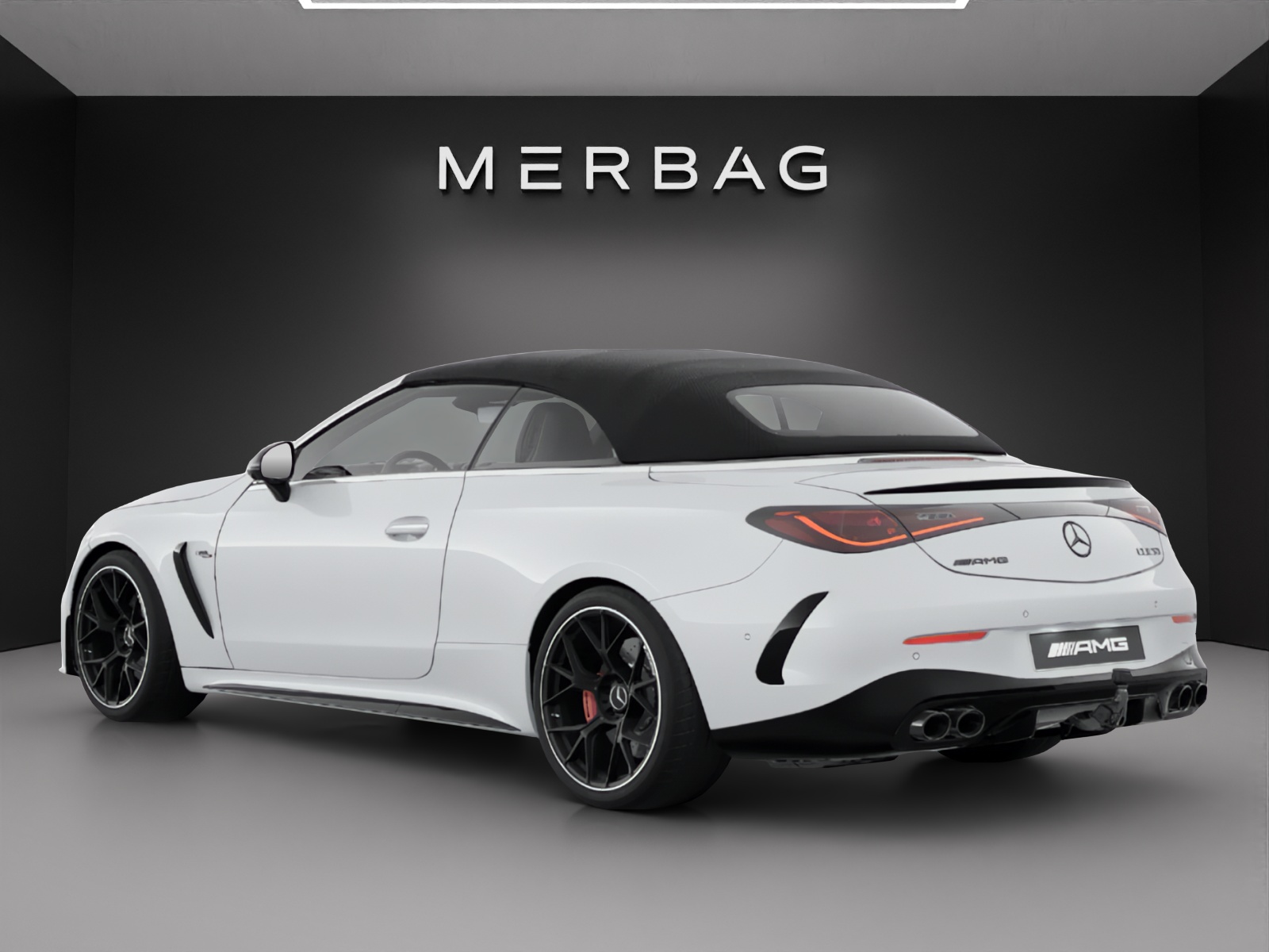 MERCEDES-BENZ CLE AMG 53 Cabrio 4Matic+ 9G-Tronic-image-4