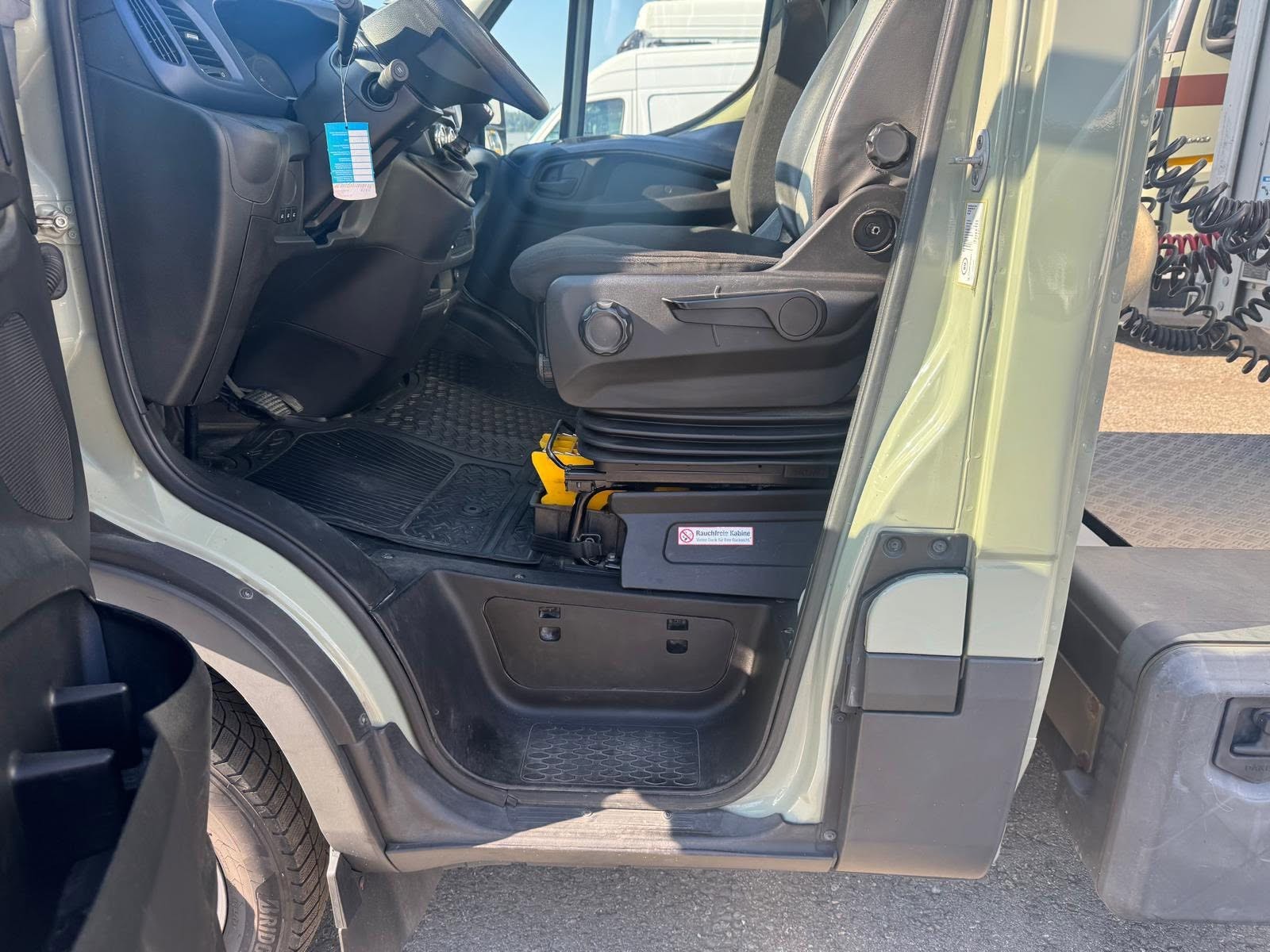 IVECO 50 C 18/35 A8 P-image-9