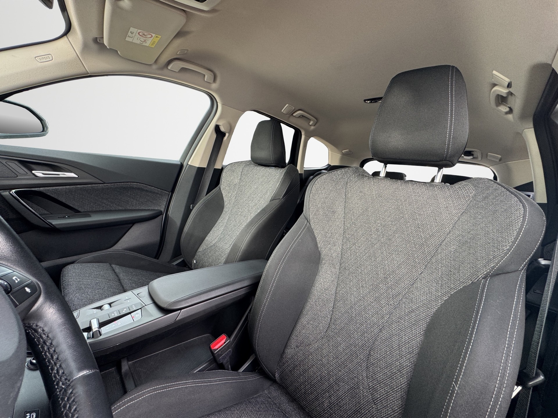 BMW X1 20d xDrive-image-19