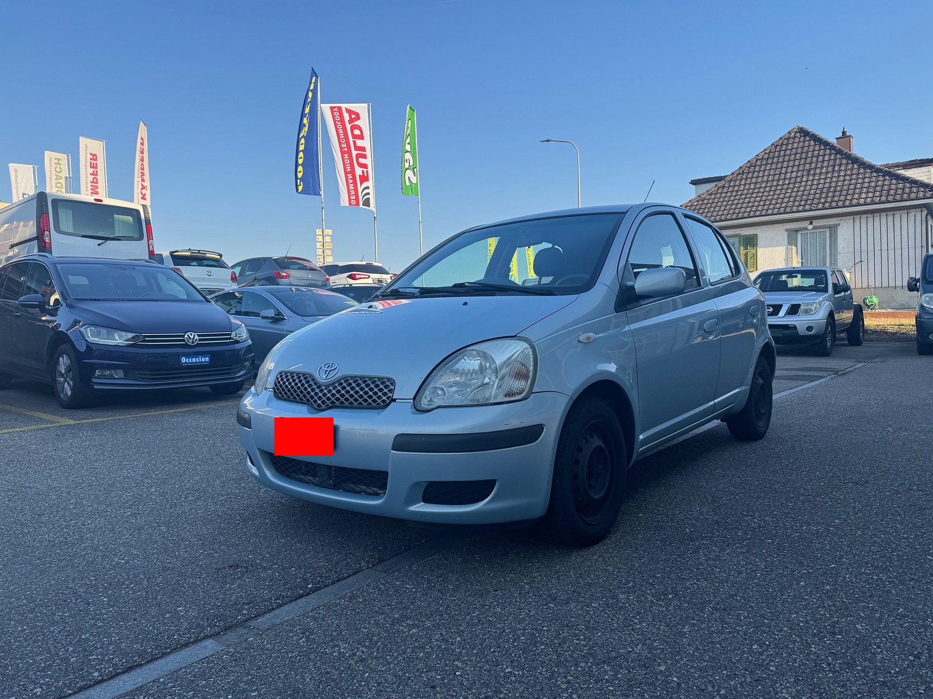 TOYOTA Yaris 1.3 Linea Sol-image-2