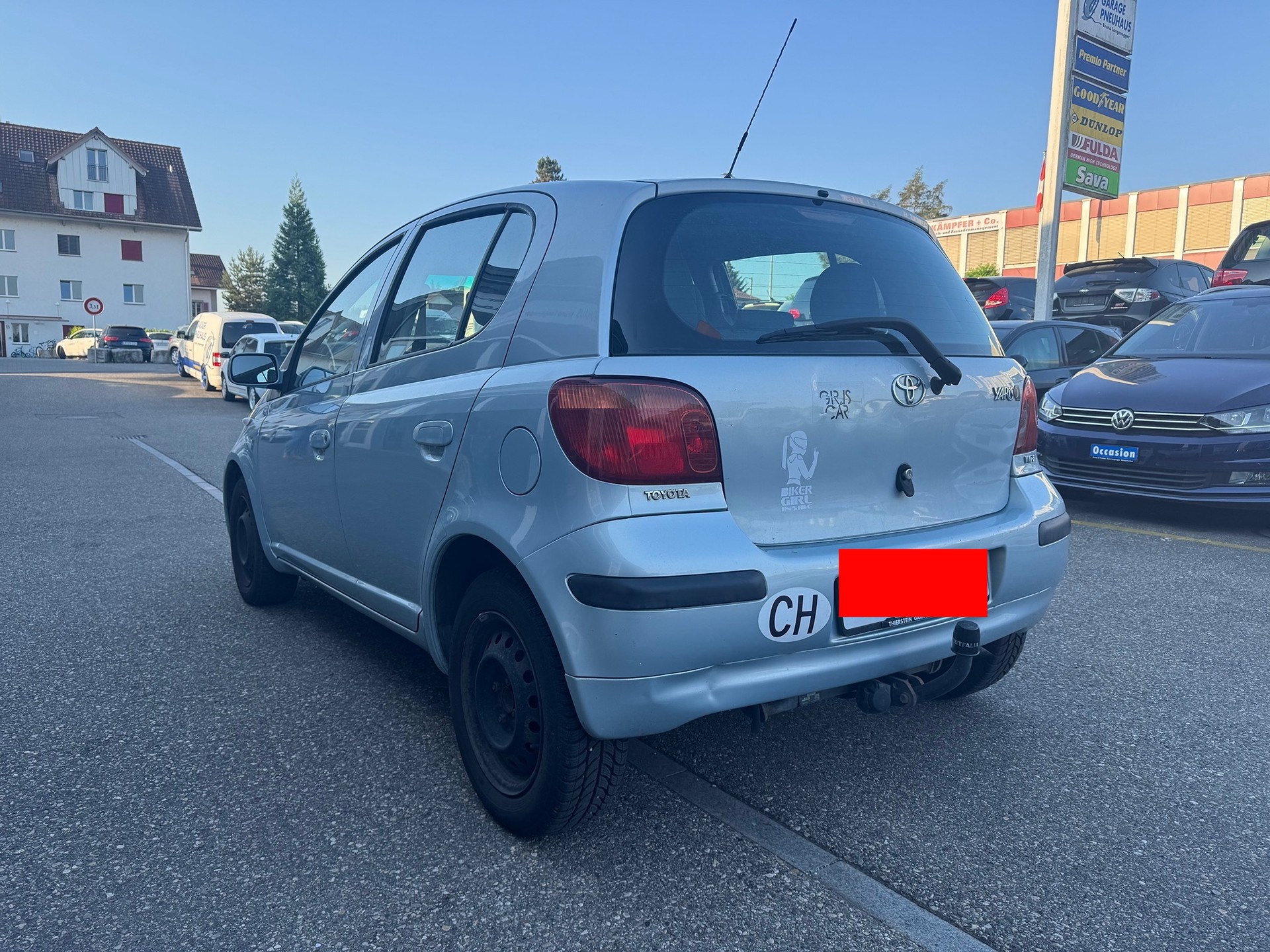 TOYOTA Yaris 1.3 Linea Sol-image-4