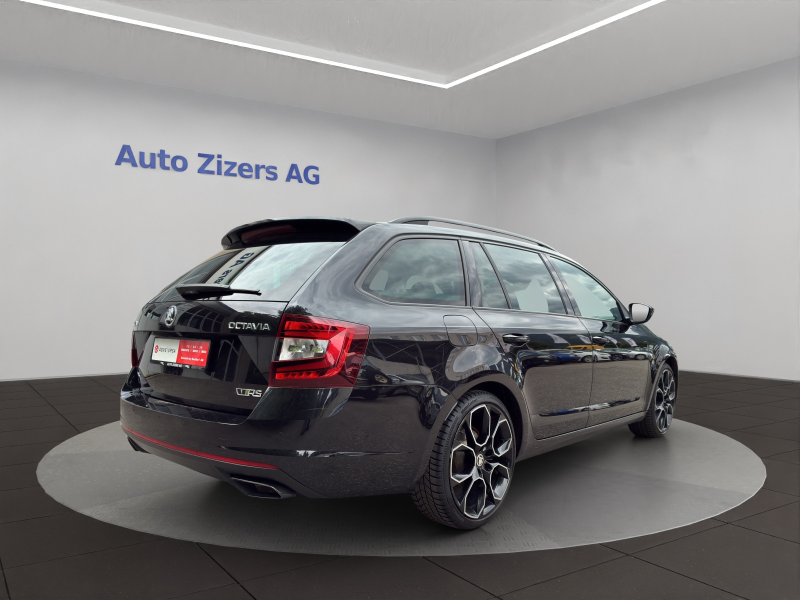 SKODA Octavia Combi 2.0 TDI RS 4x4 DSG-image-5