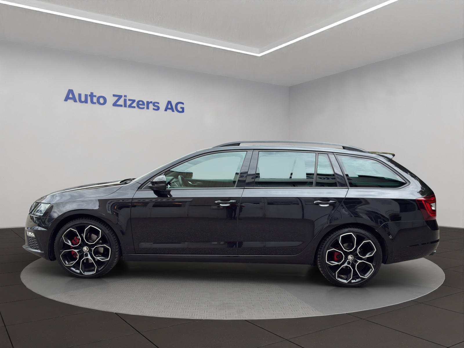 SKODA Octavia Combi 2.0 TDI RS 4x4 DSG-image-2