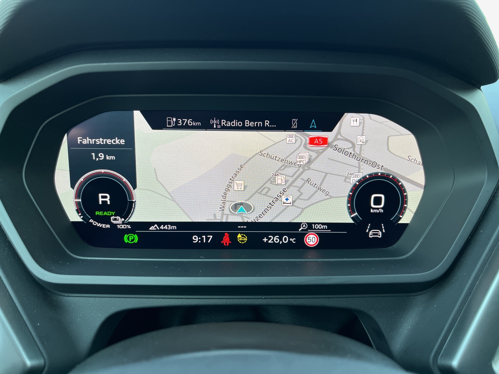 AUDI Q4 e-tron 40-image-16