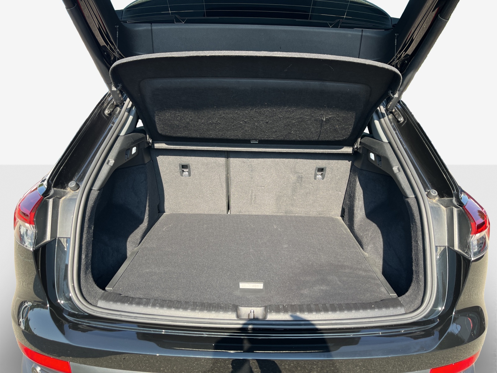 AUDI Q4 e-tron 40-image-13
