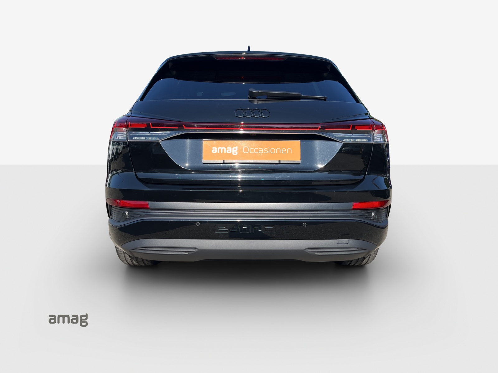 AUDI Q4 e-tron 40-image-4