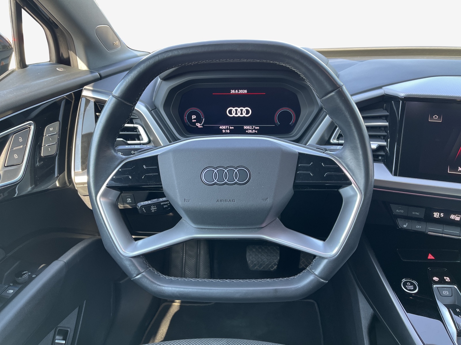AUDI Q4 e-tron 40-image-10