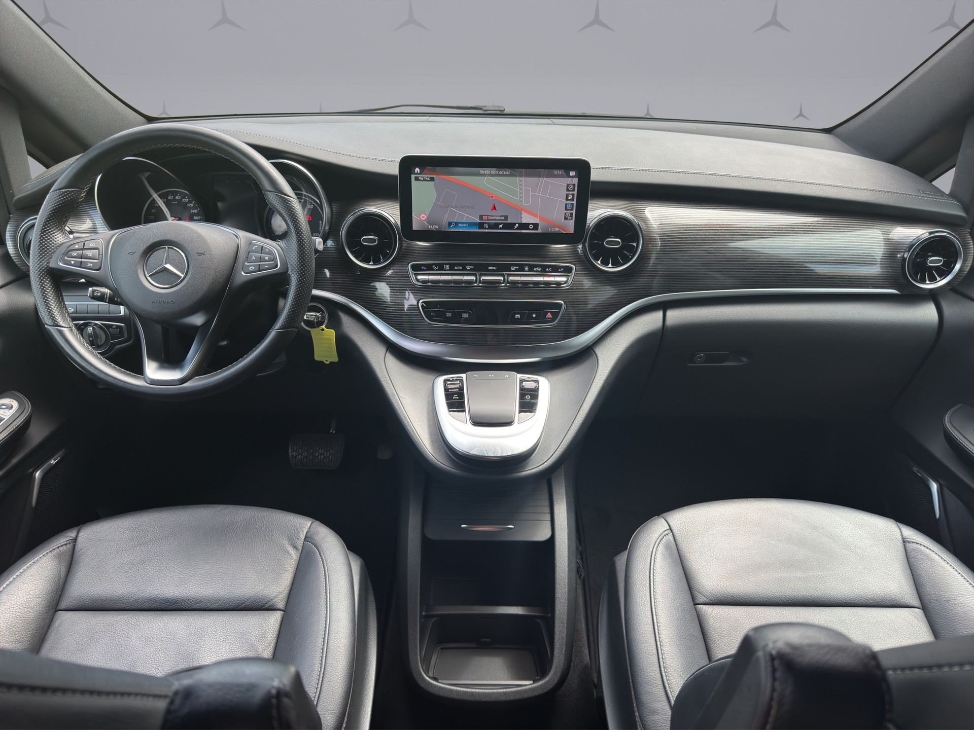 MERCEDES-BENZ EQV 300 Lang-image-13