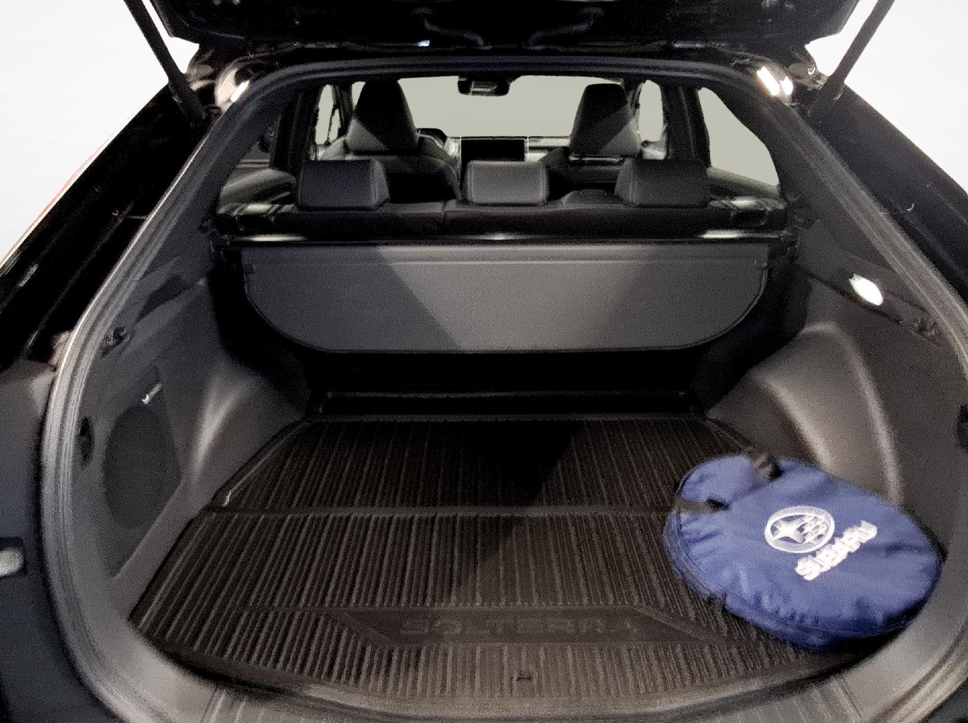 SUBARU Solterra eV Luxury AWD-image-11