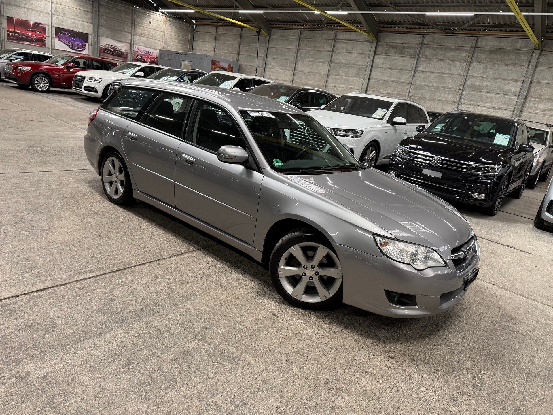SUBARU Legacy 2.0R AWD Celebration Automatic-image-0
