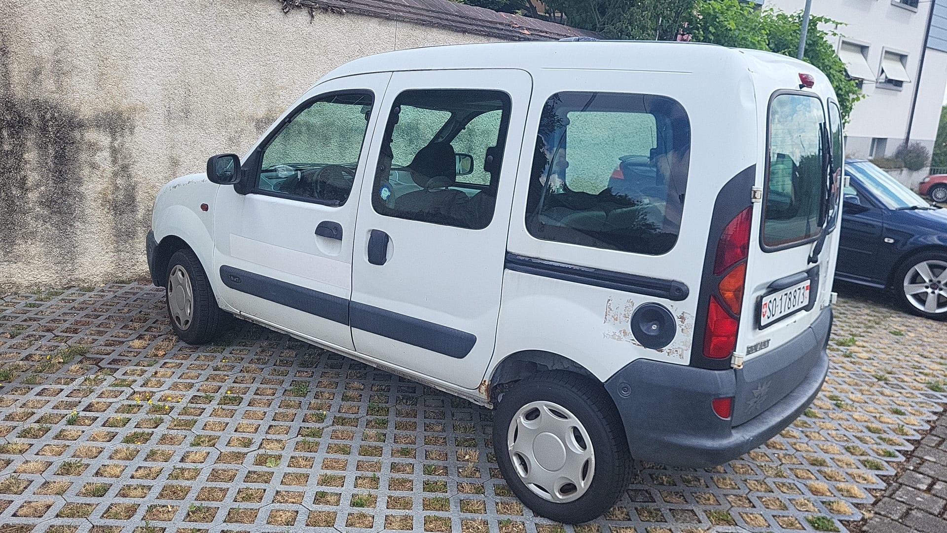 RENAULT Kangoo 1.9 dTi-image-2