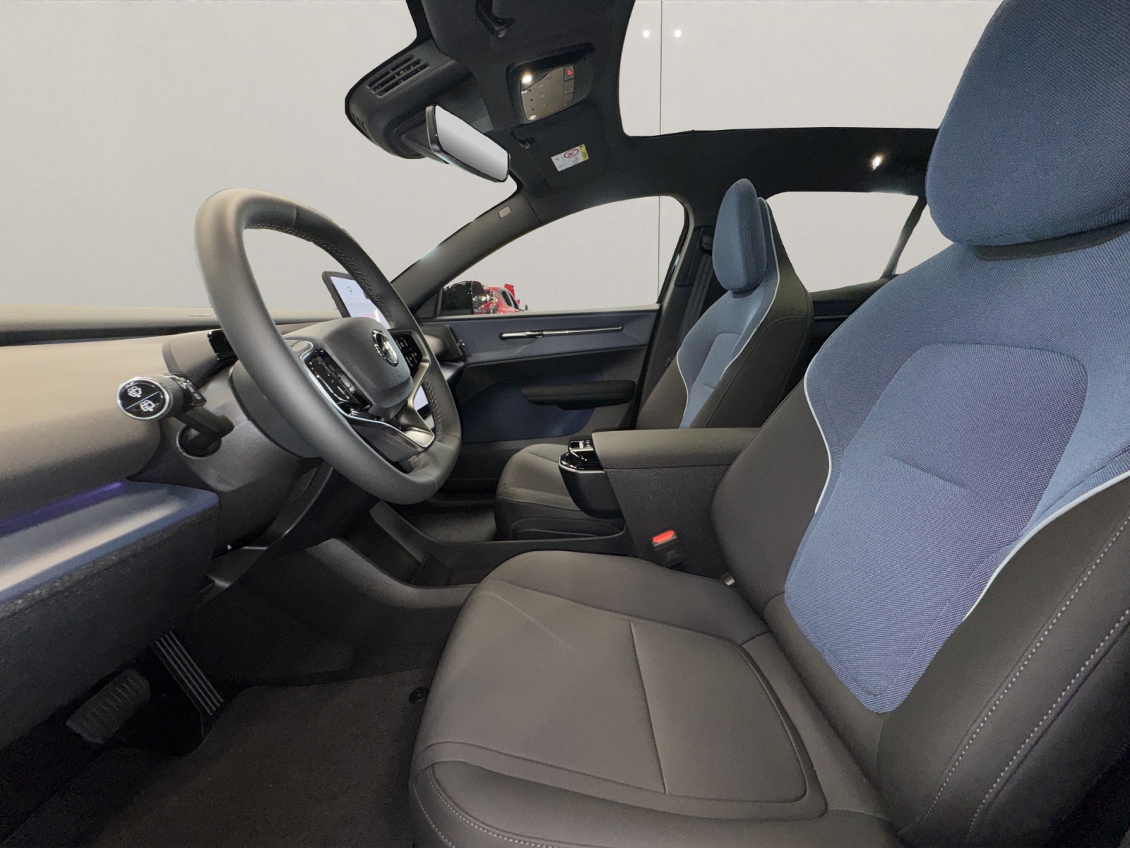 VOLVO EX30 CC E60 Twin Performance AWD-image-8