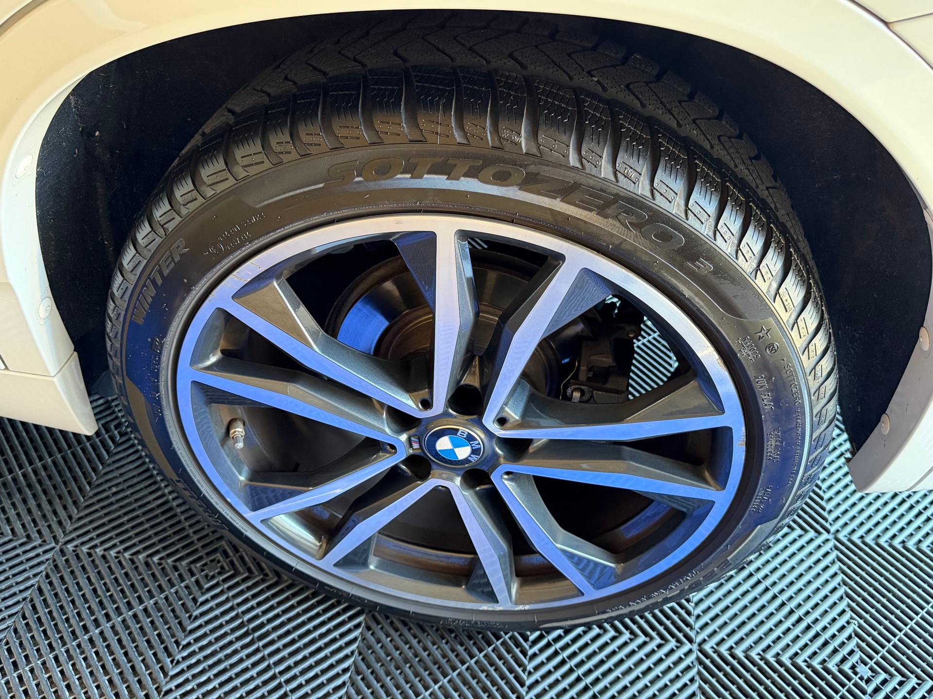 BMW X2 F39 sDrive 18d M Sport Pack 8G-Steptronic-image-13