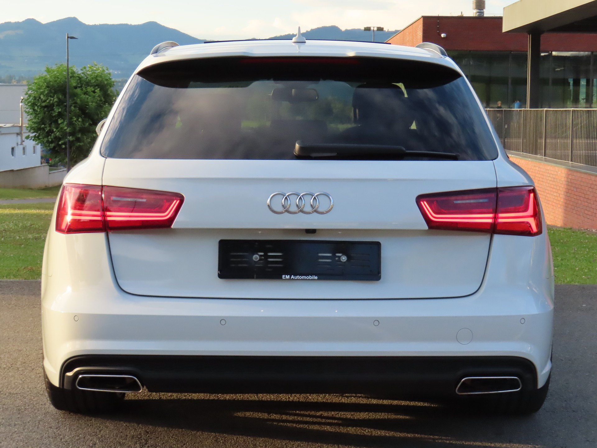 AUDI A6 Avant 3.0 TDI V6 quattro S-tronic-image-3