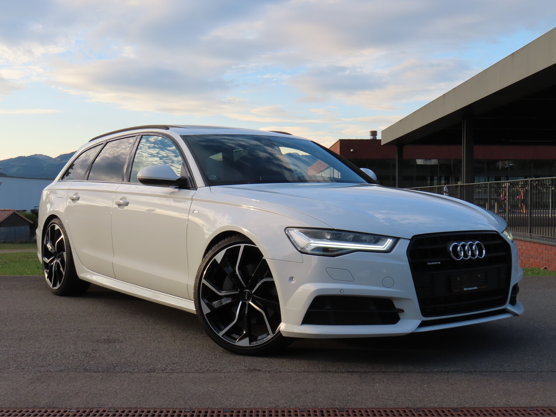 AUDI A6 Avant 3.0 TDI V6 quattro S-tronic-image-0