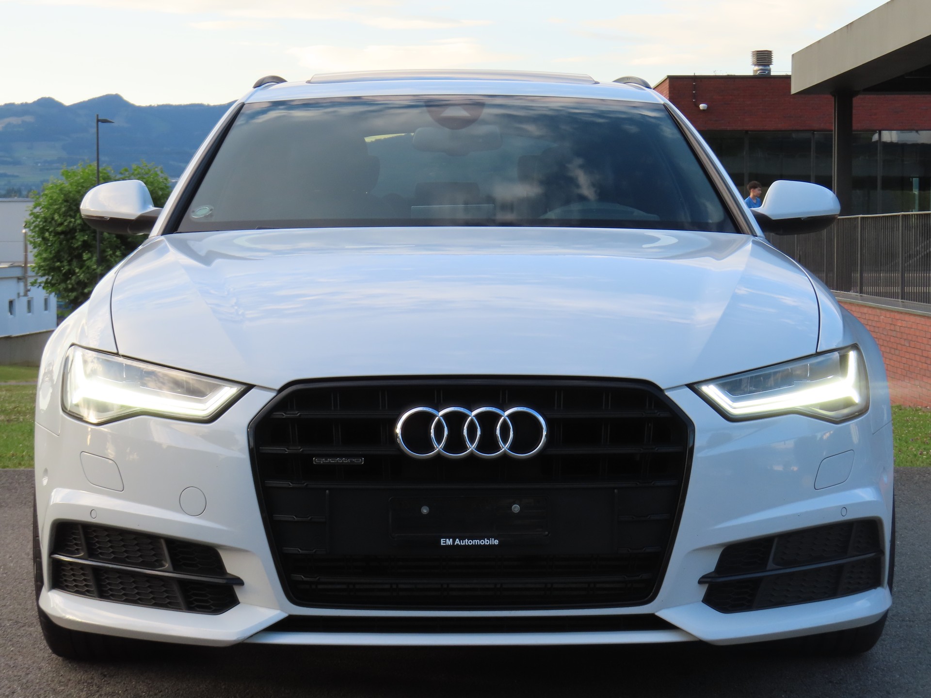 AUDI A6 Avant 3.0 TDI V6 quattro S-tronic-image-1