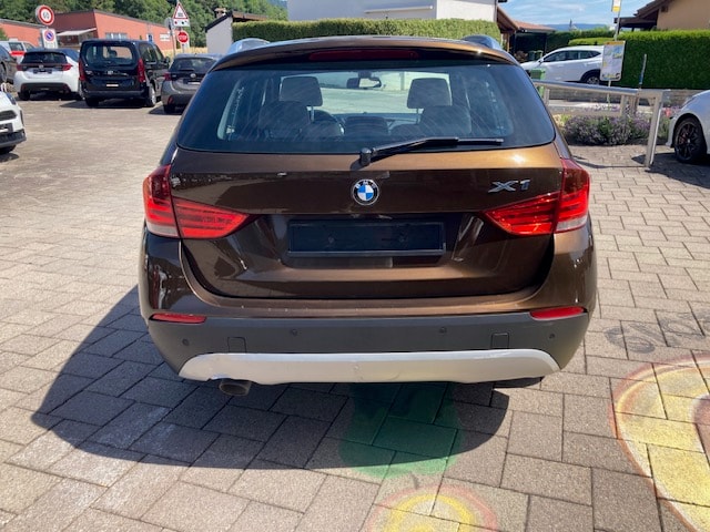 BMW X1 sDrive 18d-image-5