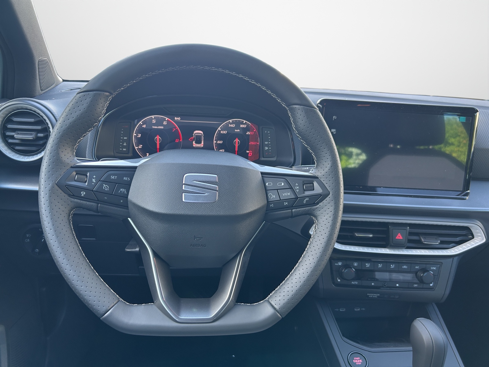 SEAT Arona 1.0 TSI Eco Move FR DSG-image-5