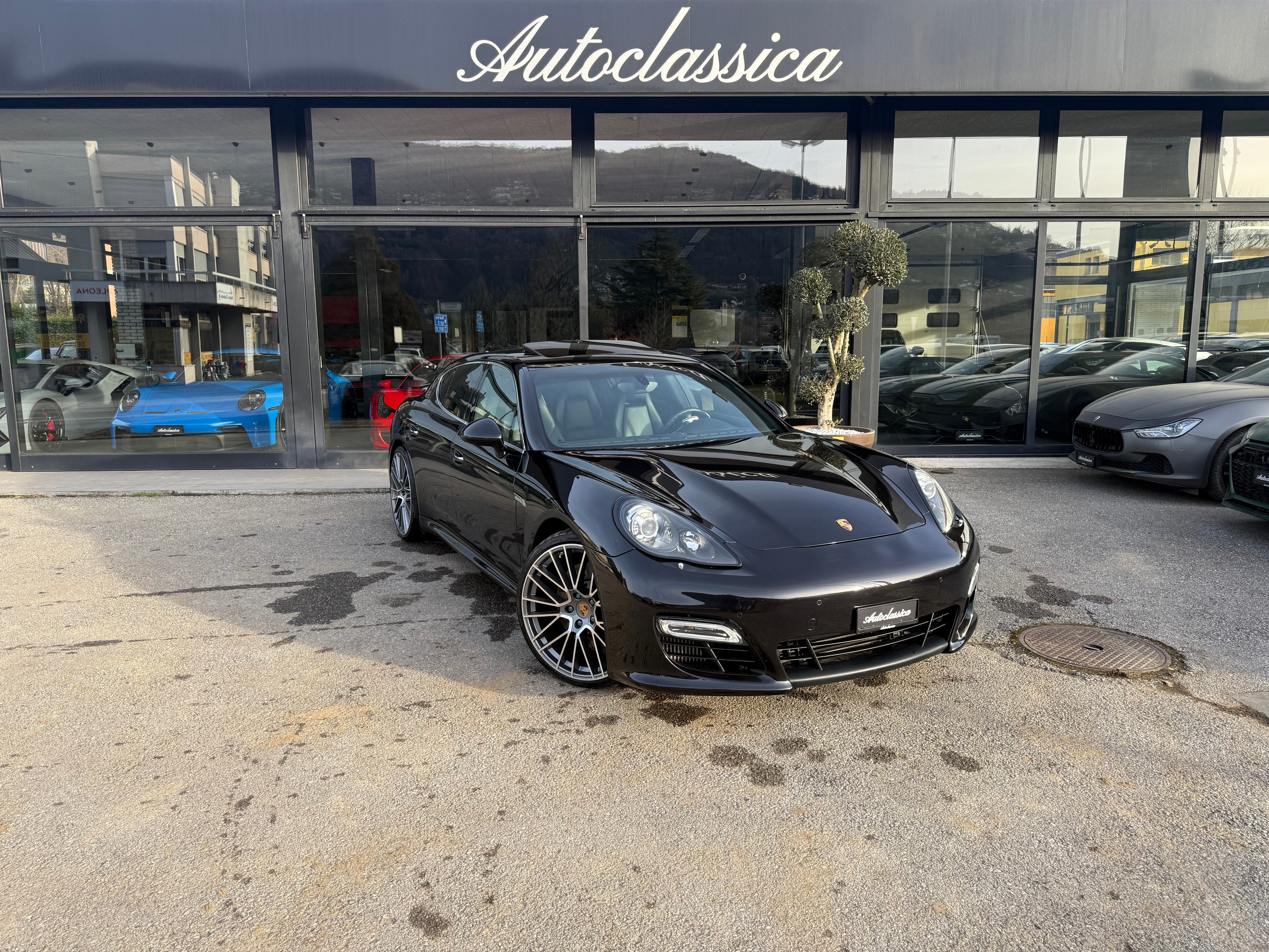 Car photo