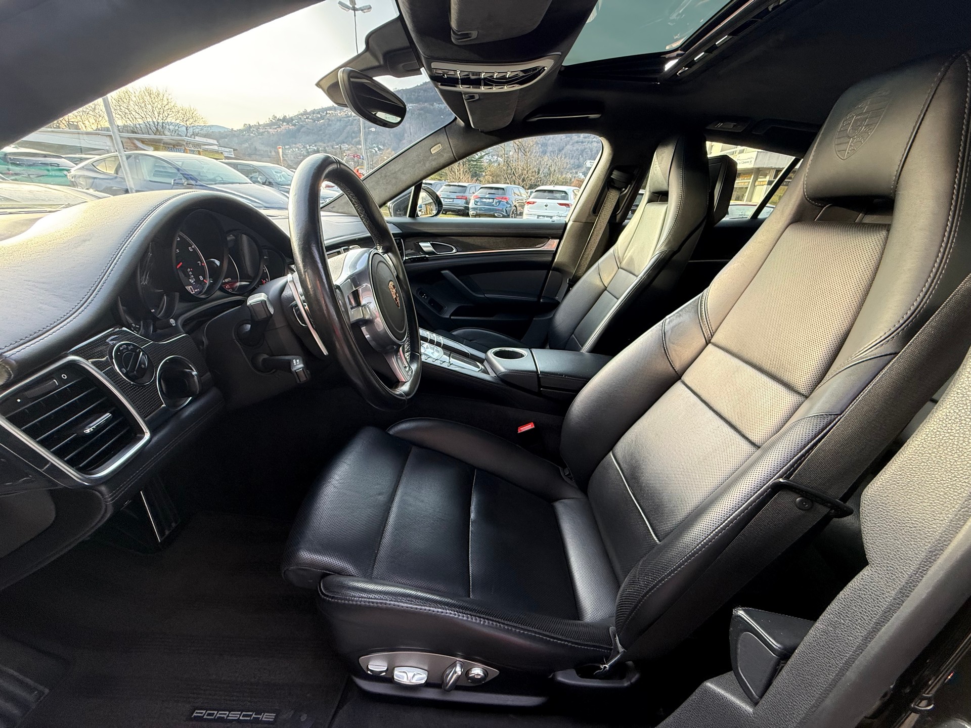 PORSCHE Panamera Turbo S 4.8 PDK-image-8