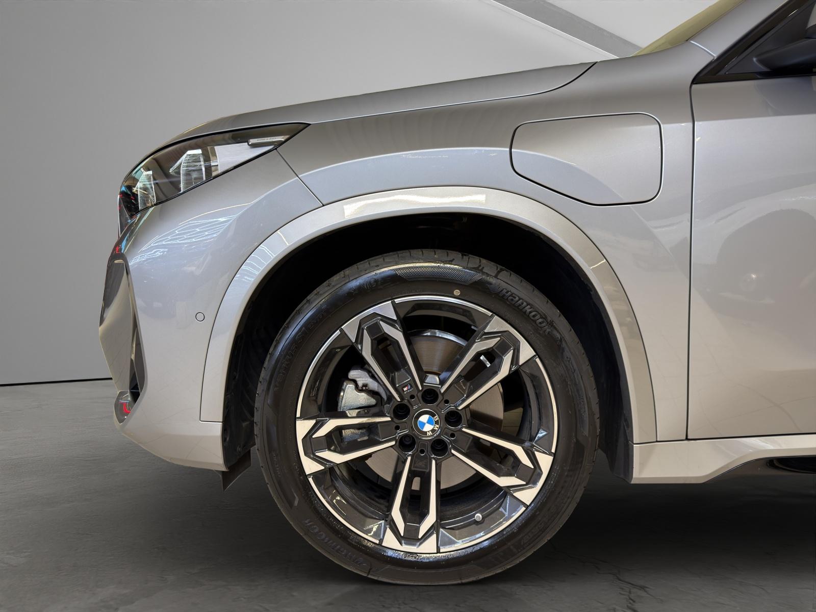 BMW X1 30e xDrive M-SportPaket-image-22