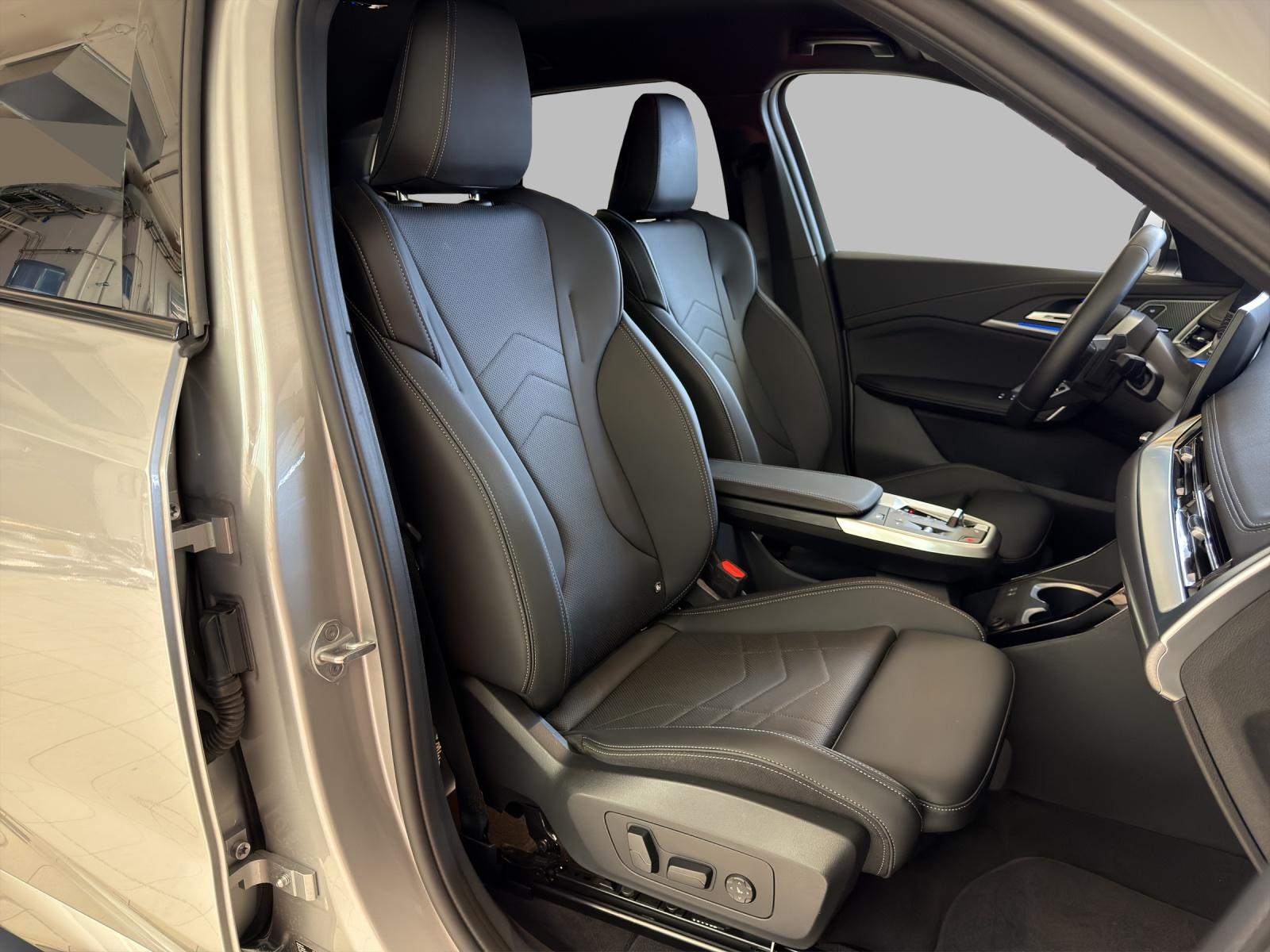 BMW X1 30e xDrive M-SportPaket-image-18