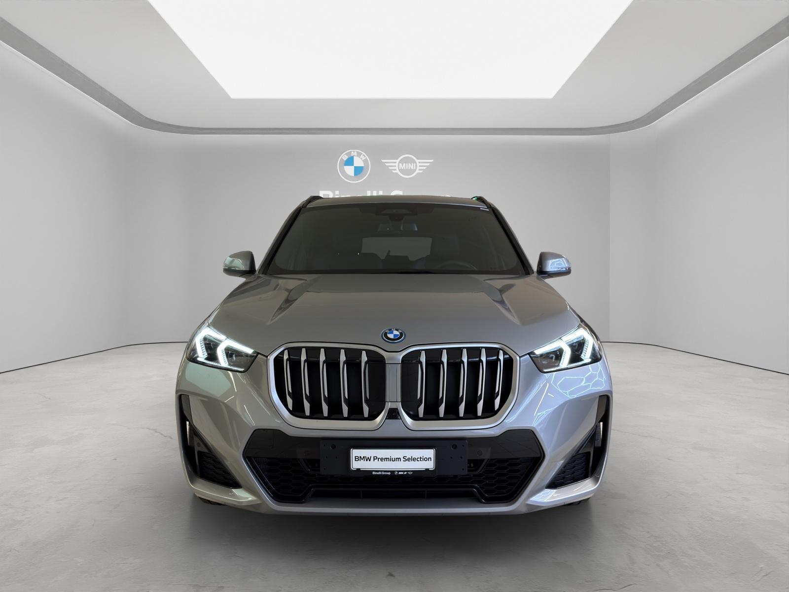 BMW X1 30e xDrive M-SportPaket-image-8