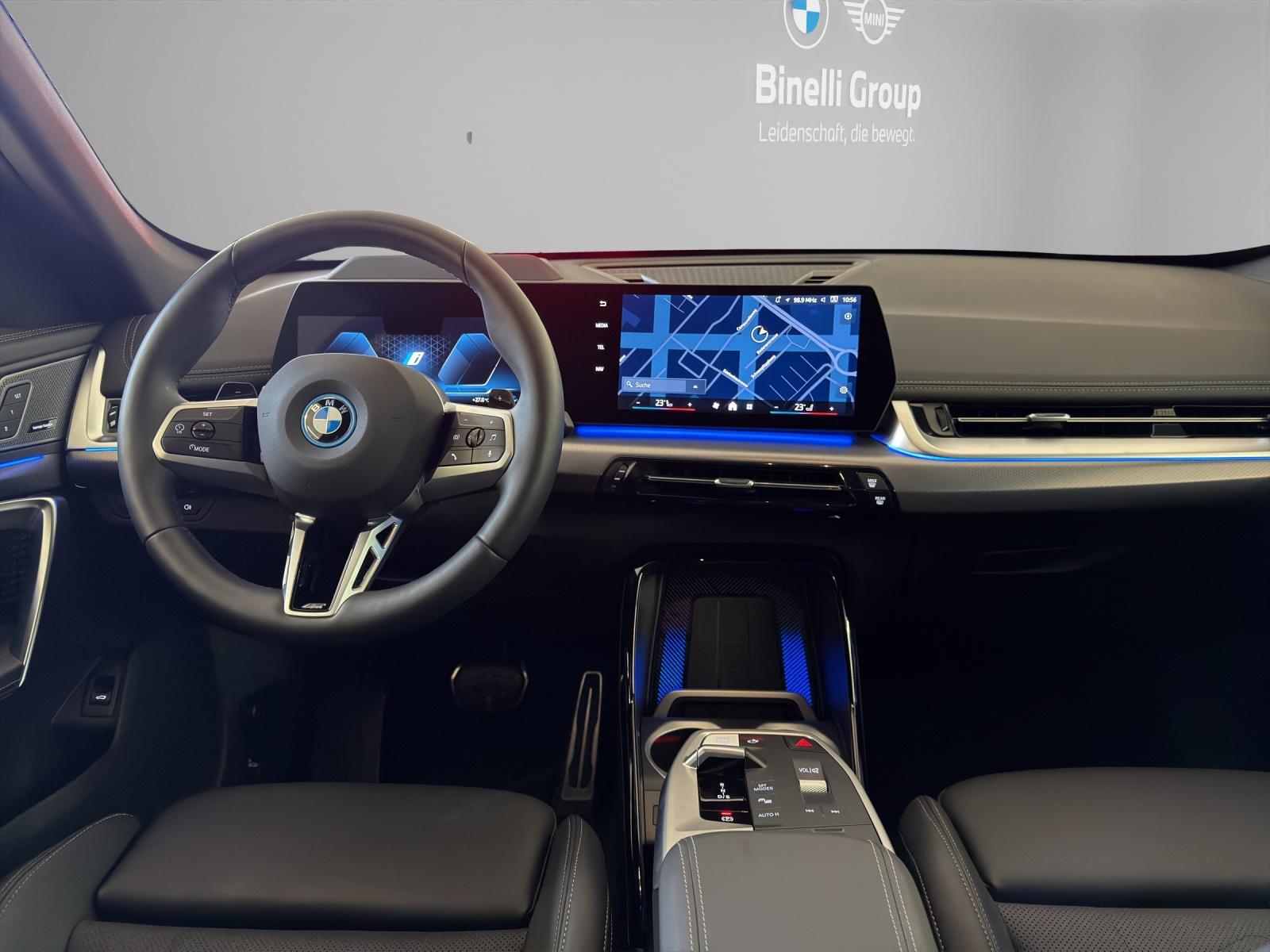 BMW X1 30e xDrive M-SportPaket-image-12