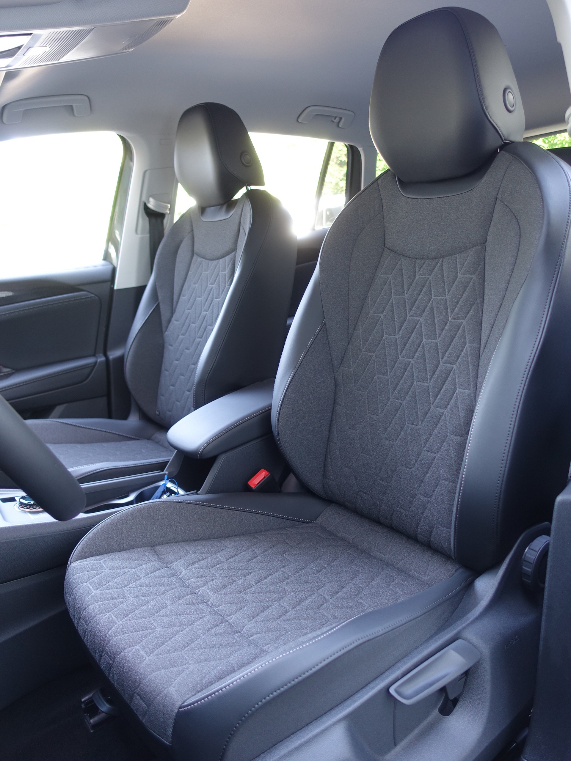 VW Tiguan 1.5 TSI evo2 mHEV R-Line DSG-image-12