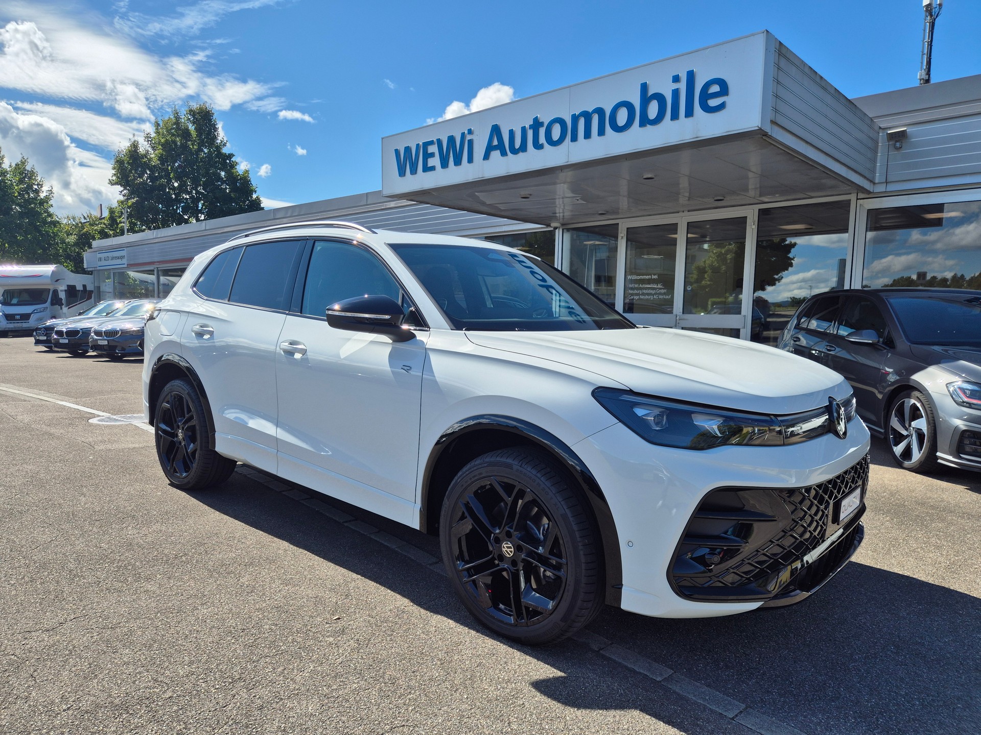 VW Tiguan 2.0 TSI DSG R-Line 4Motion-image-0