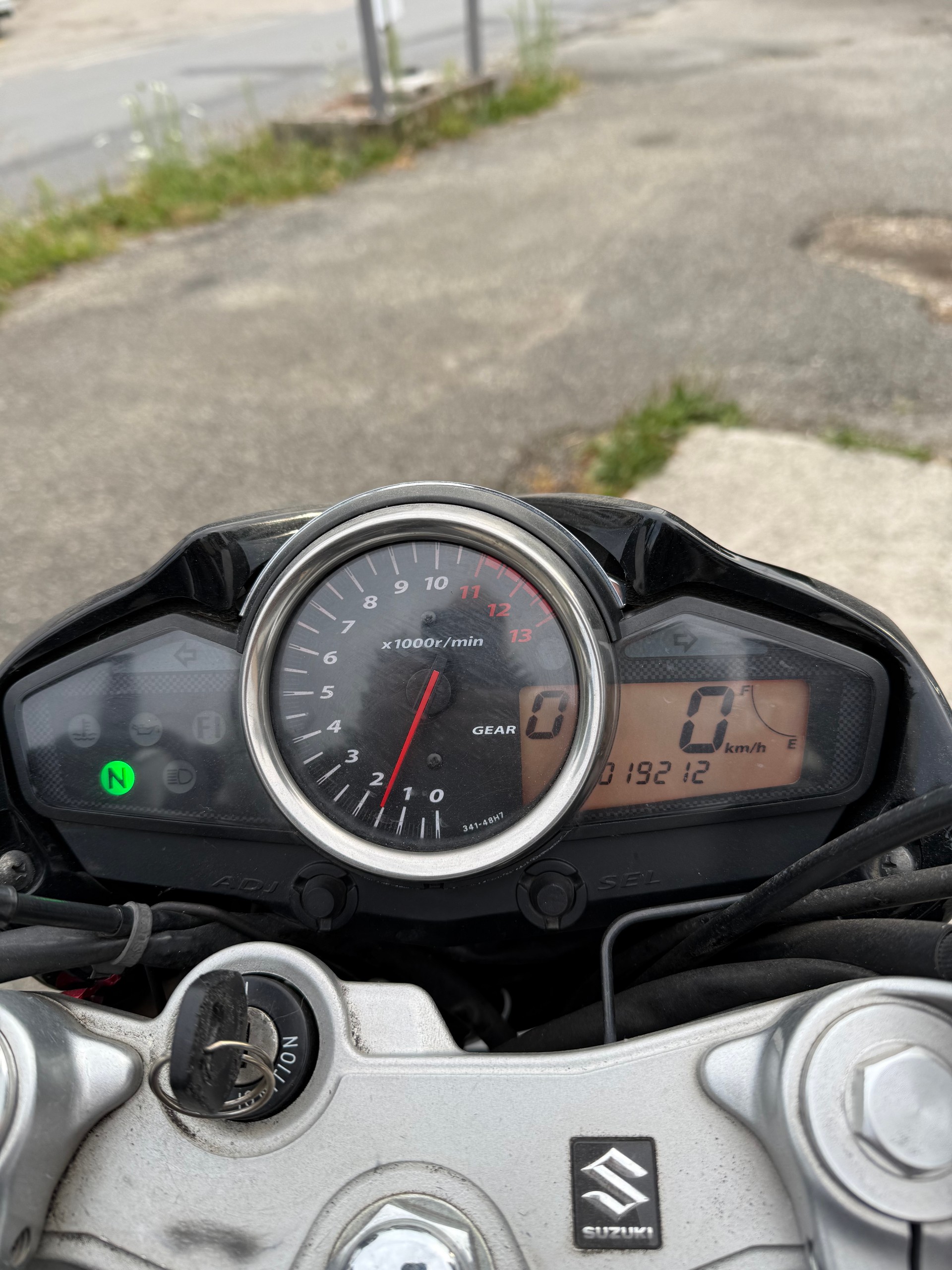 SUZUKI Inazuma 250-image-4