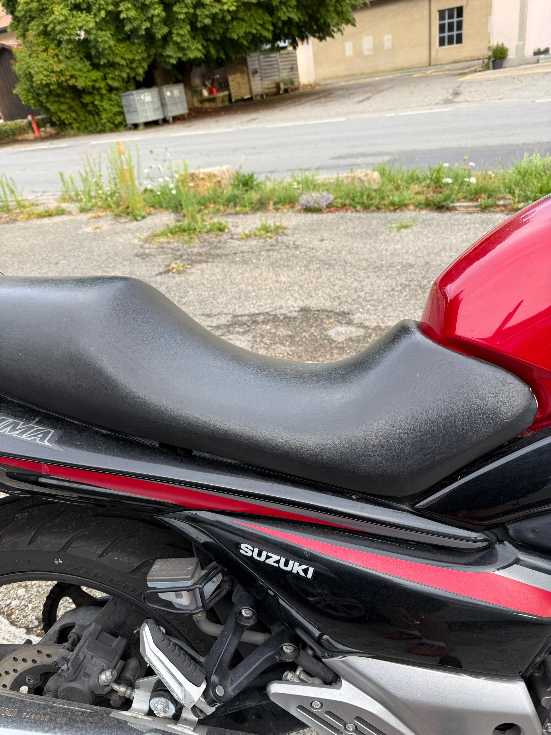 SUZUKI Inazuma 250-image-3