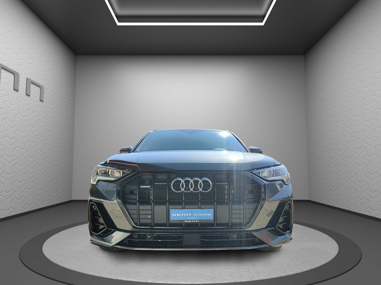 AUDI Q3 40 TDI S line quattro S-tronic-image-1