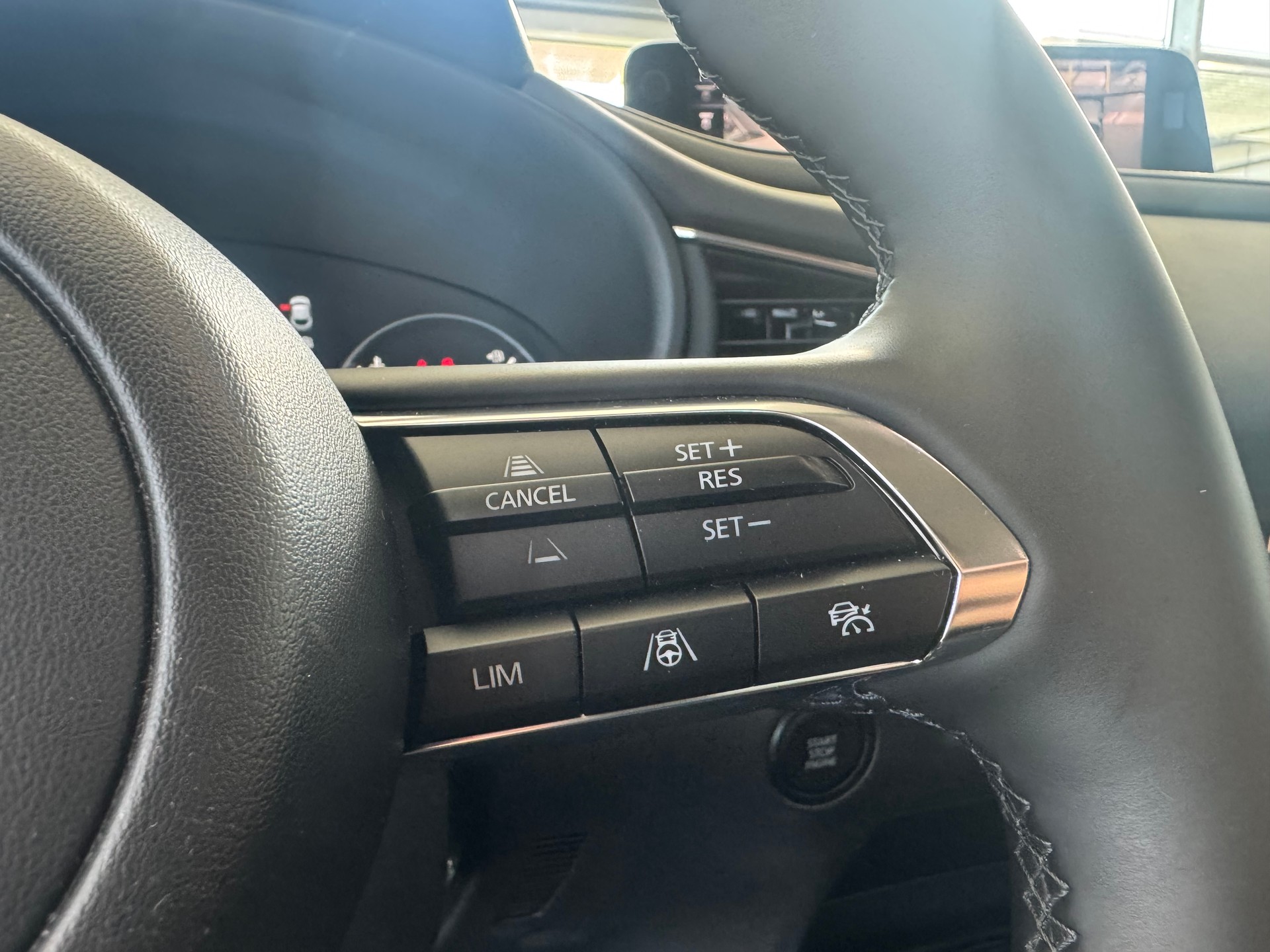 MAZDA CX-30 SKYACTIV-G 140 M Hybrid Prime Line FWD AT-image-12