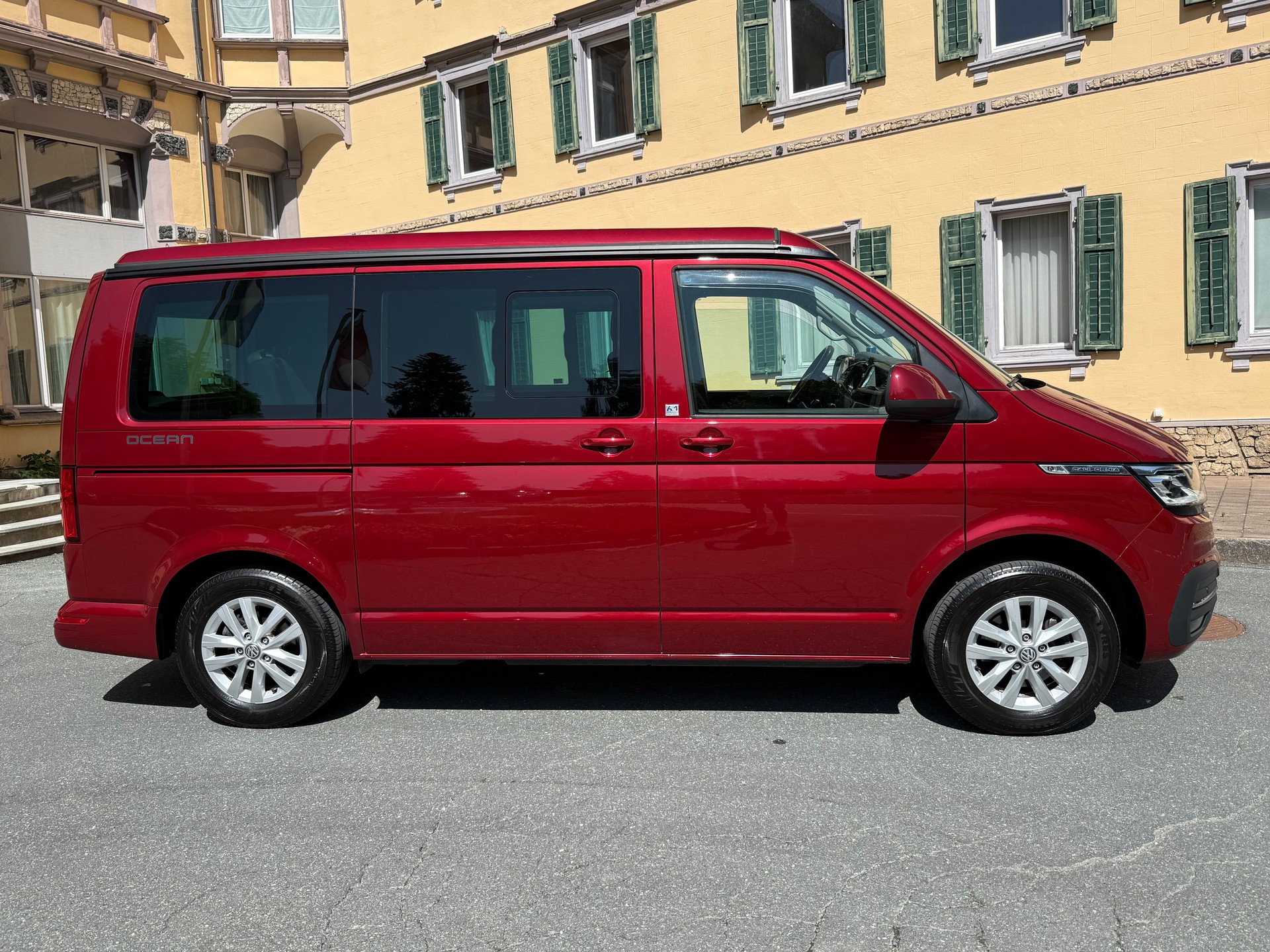 VW T6.1 California 2.0 TDI Ocean Edition Liberty-image-3