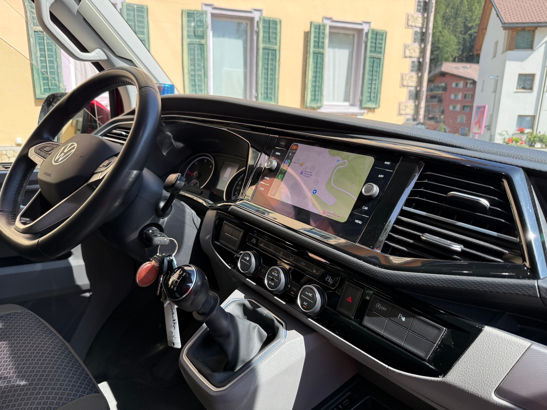 VW T6.1 California 2.0 TDI Ocean Edition Liberty-image-8