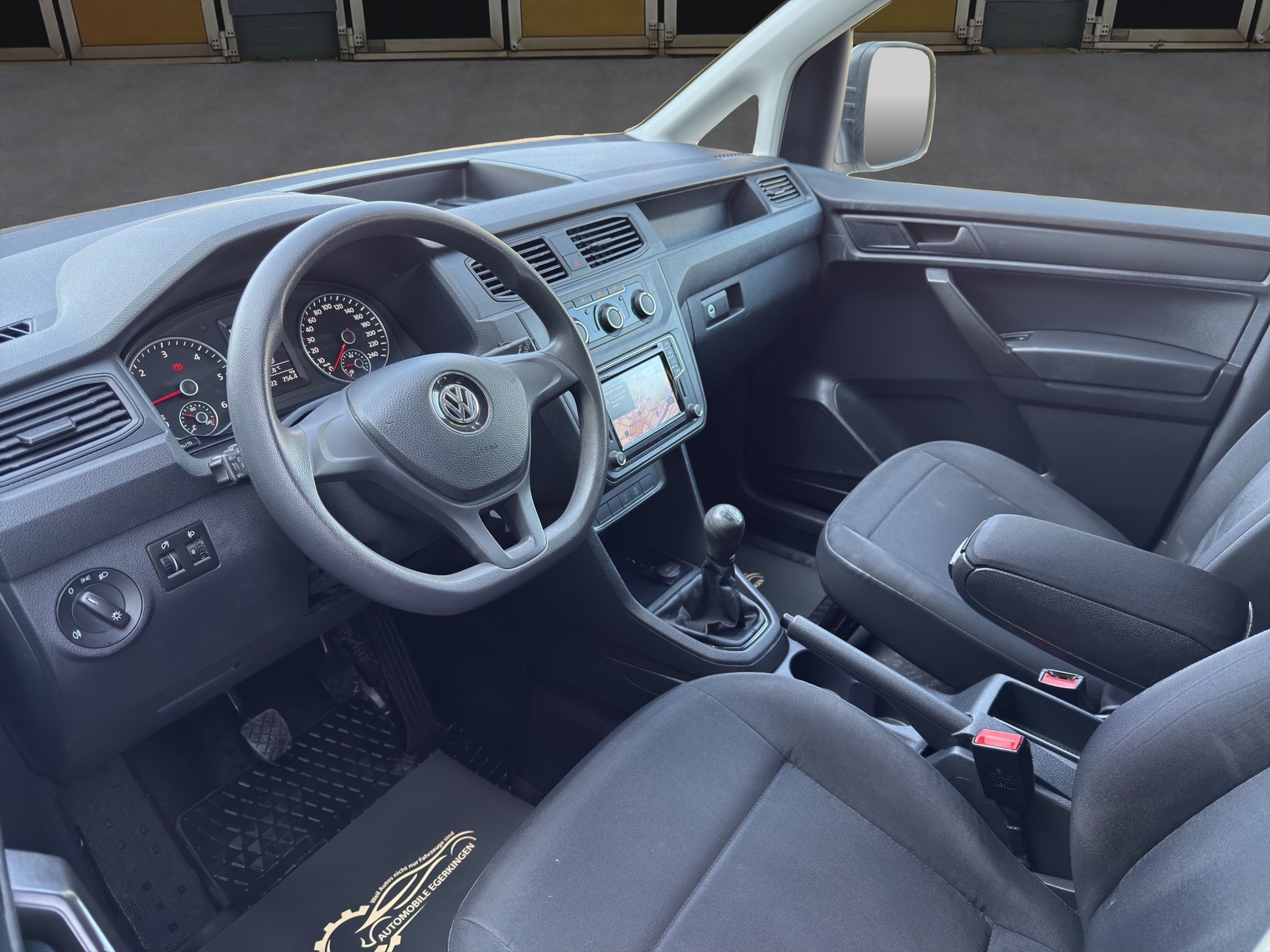 VW Caddy Kaw. 2.0 TDI 102 BlueMT-image-8