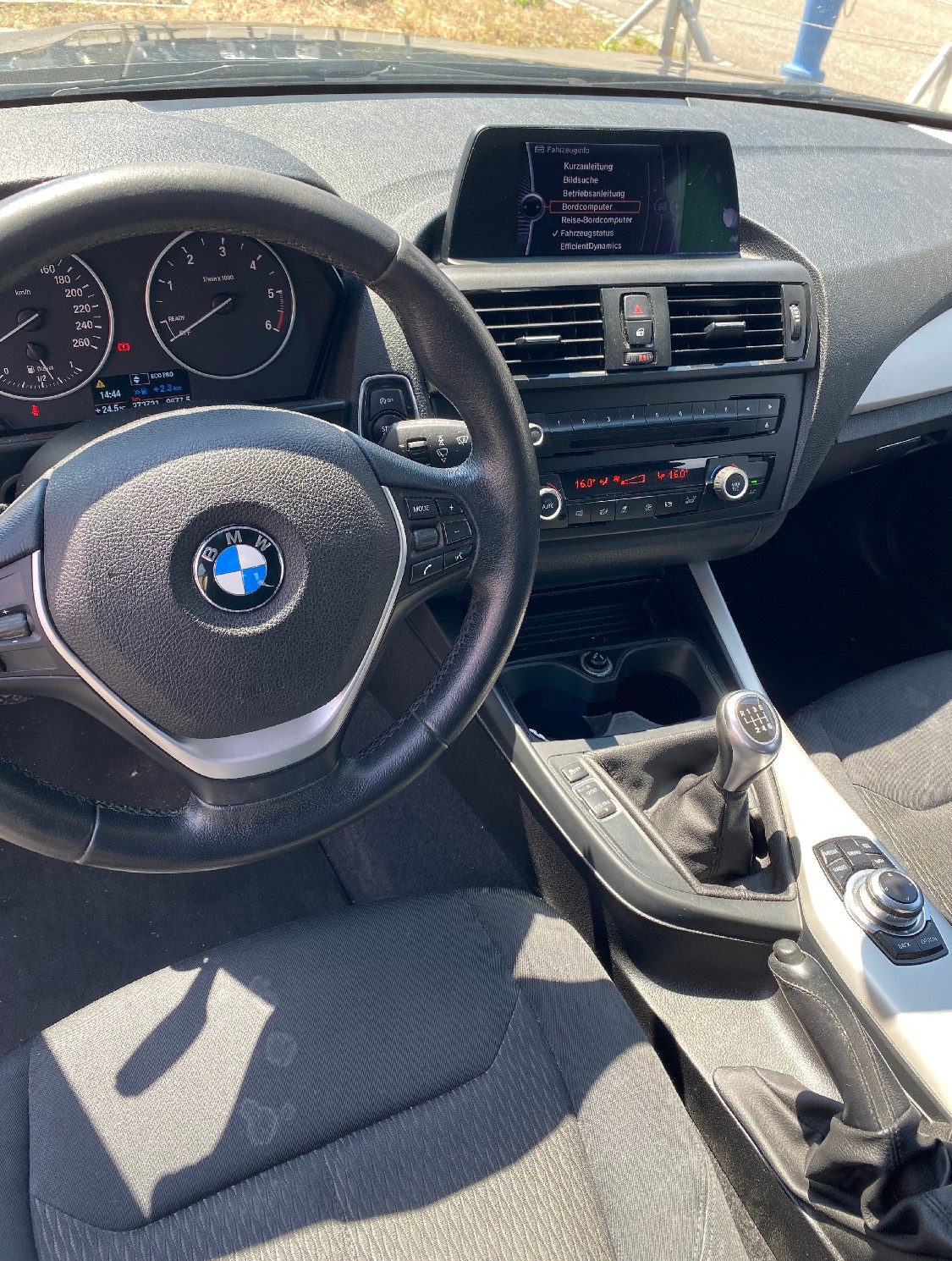 BMW 116d Efficient-Dynamics Edition Urban Line-image-7