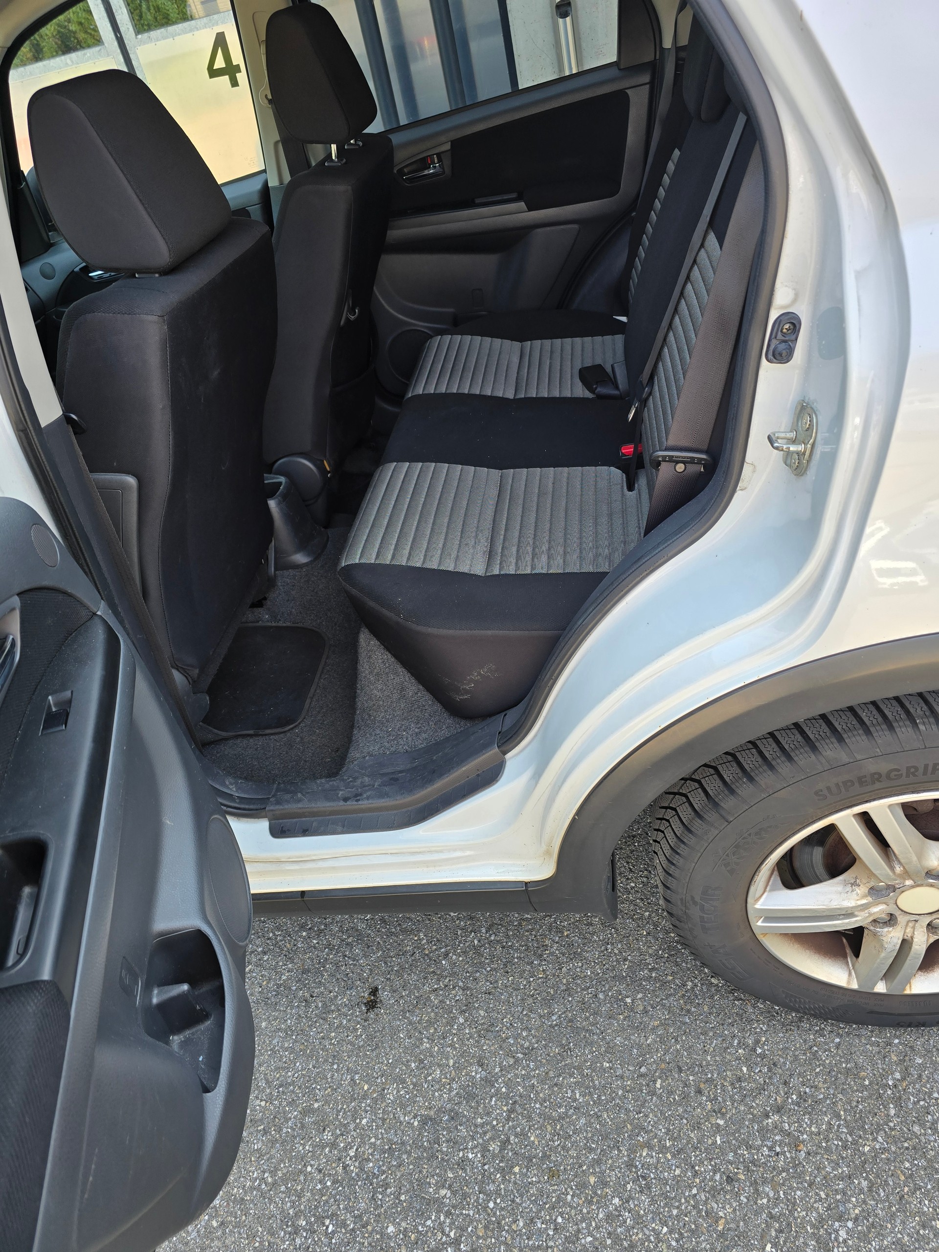SUZUKI SX4 1.6 16V GL Top 4WD Automatic-image-12