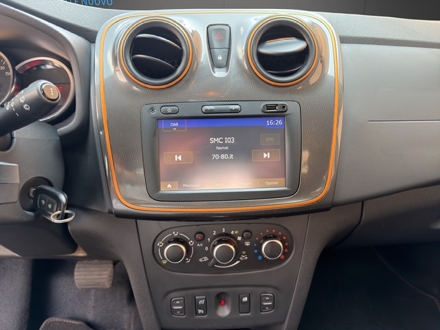 DACIA Sandero Tce 90 Stepway Automatic-image-8