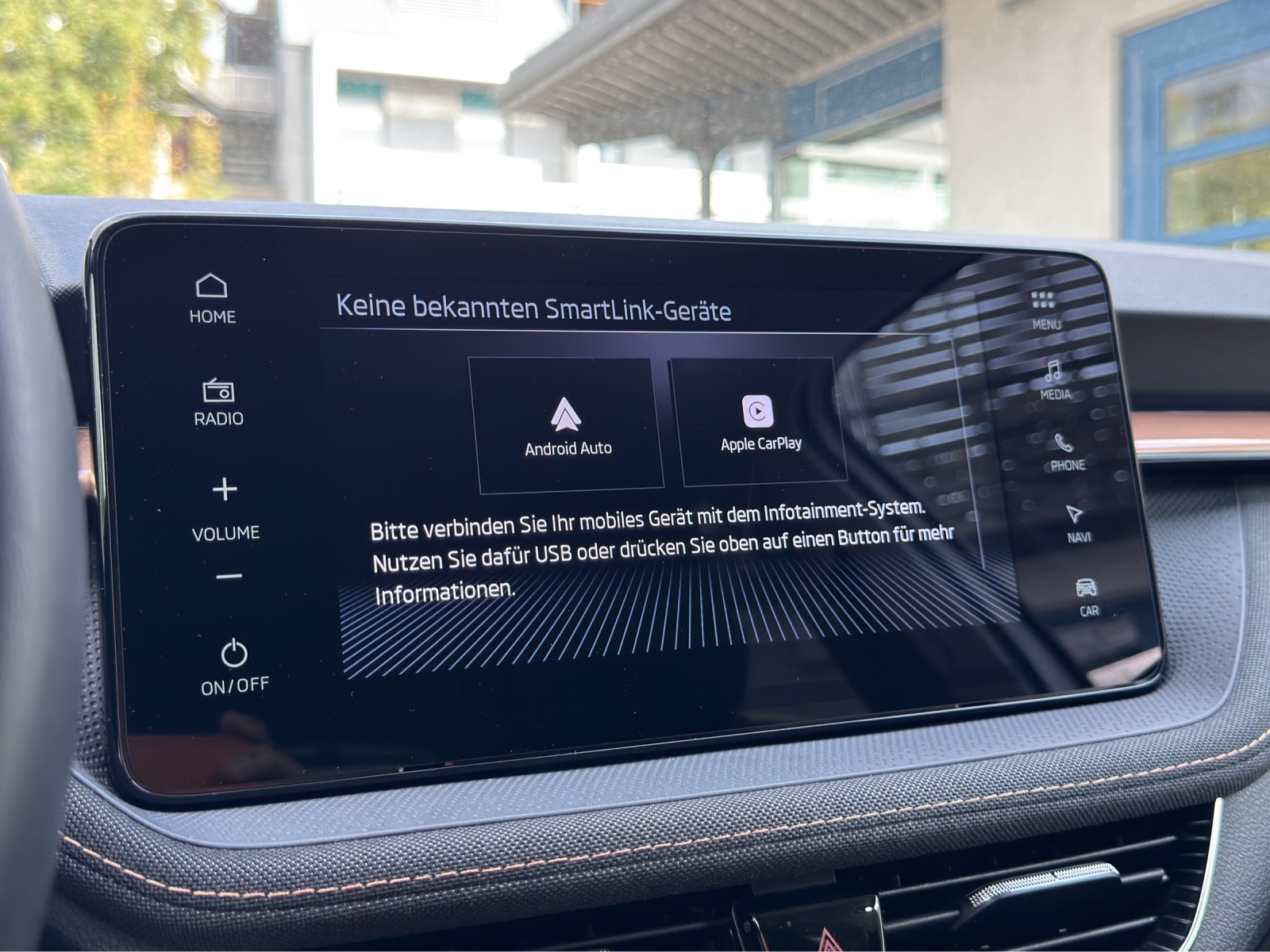 SKODA Fabia 1.0 TSI Selection DSG-image-15