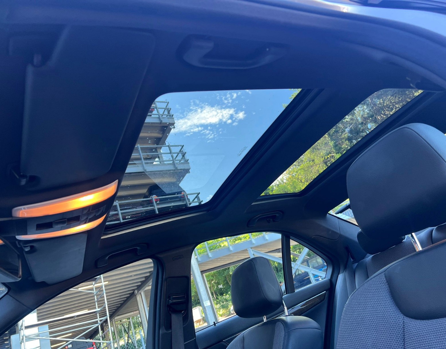 MERCEDES-BENZ C 350 CDI (320 CDI) Avantgarde 7G-Tronic-image-11