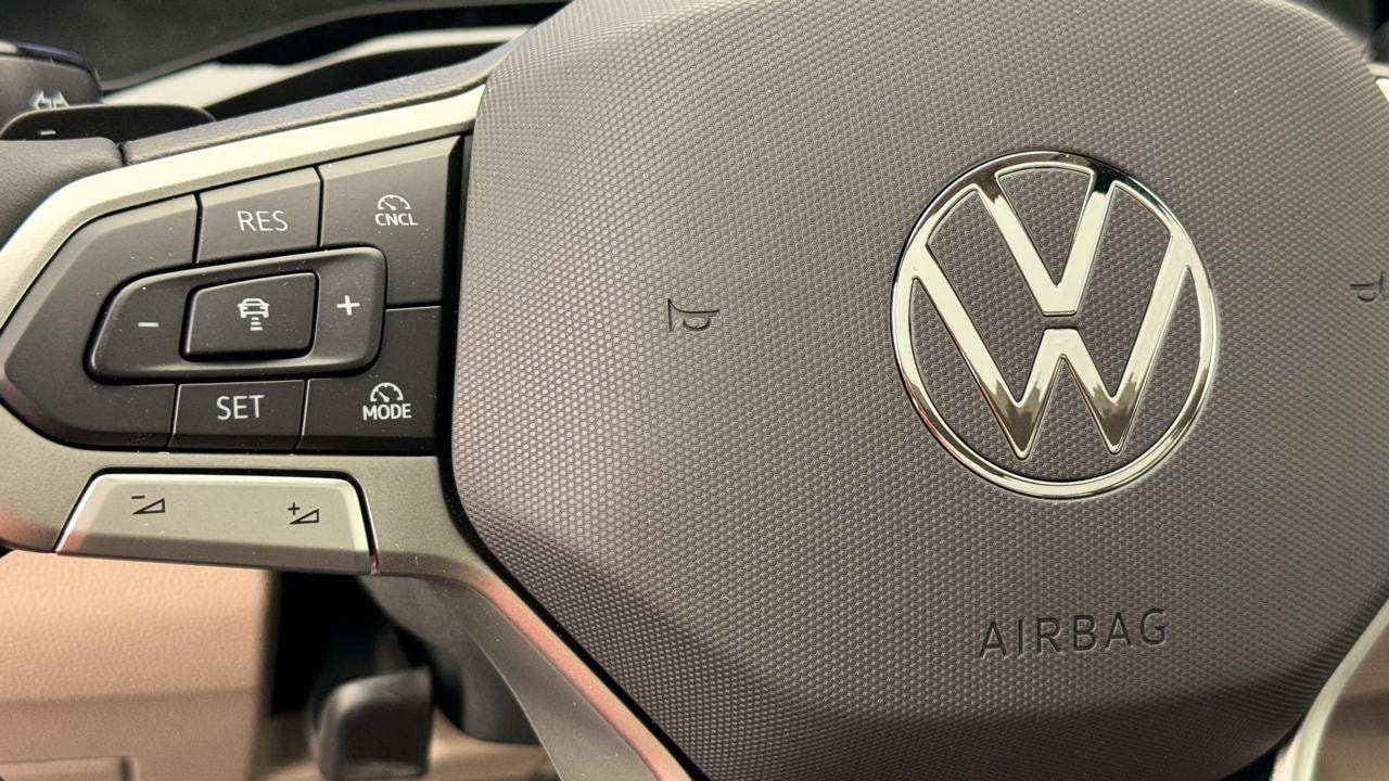 VW Multivan 2.0 TDI Life DSG-image-9