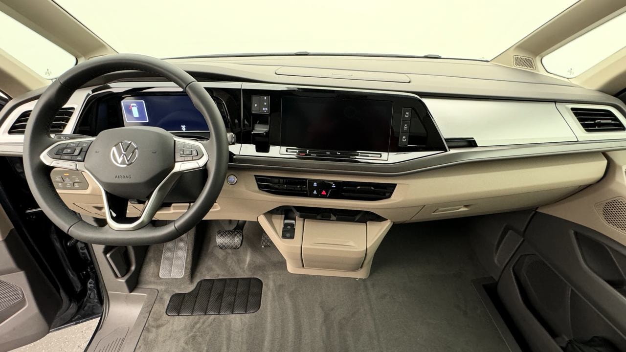 VW Multivan 2.0 TDI Life DSG-image-5