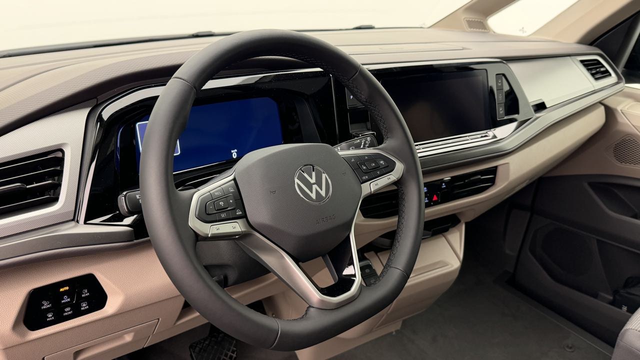 VW Multivan 2.0 TDI Life DSG-image-6