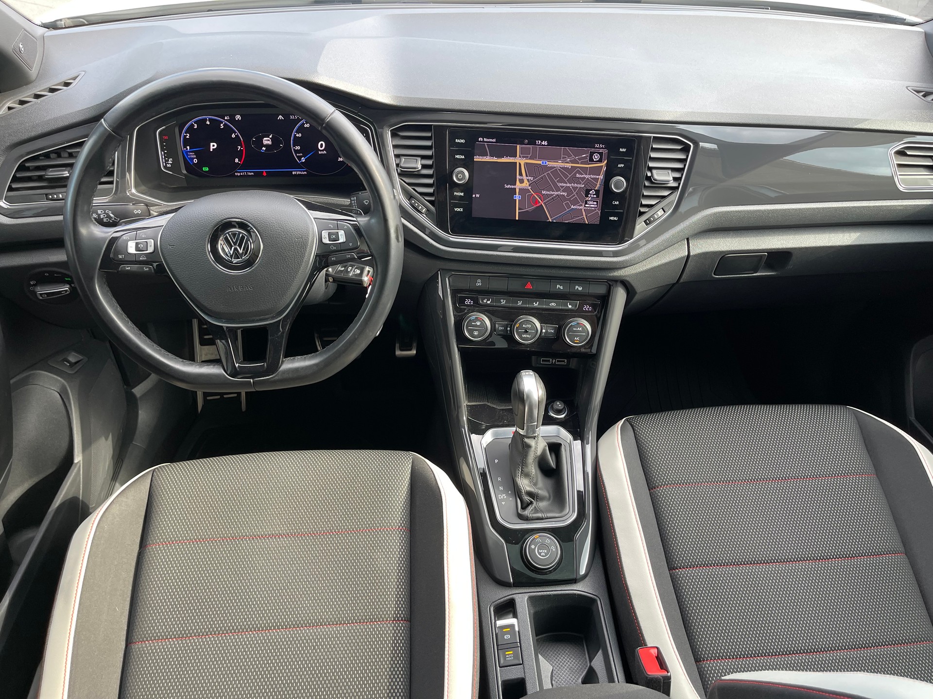 VW T-Roc 2.0 TSI Sport DSG 4Motion-image-12